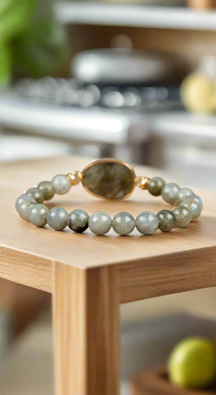 Handmade Natural Labradorite Elastic Stretchy Bracelet with Labradorite Raw Stone