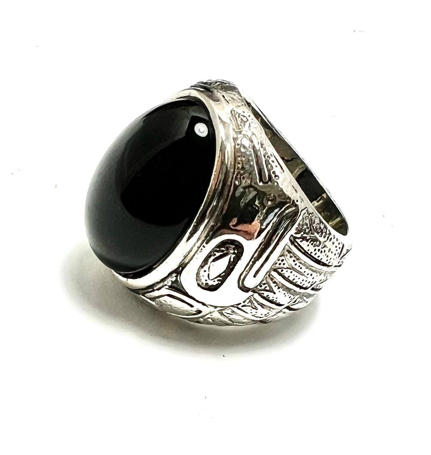 Eagle - Indigenous Style Smooth Onyx Stone Ring, Sterling Silver, Size 8, Bird/Eagle Design, Gift for Her/Him-Unisex, NWOT