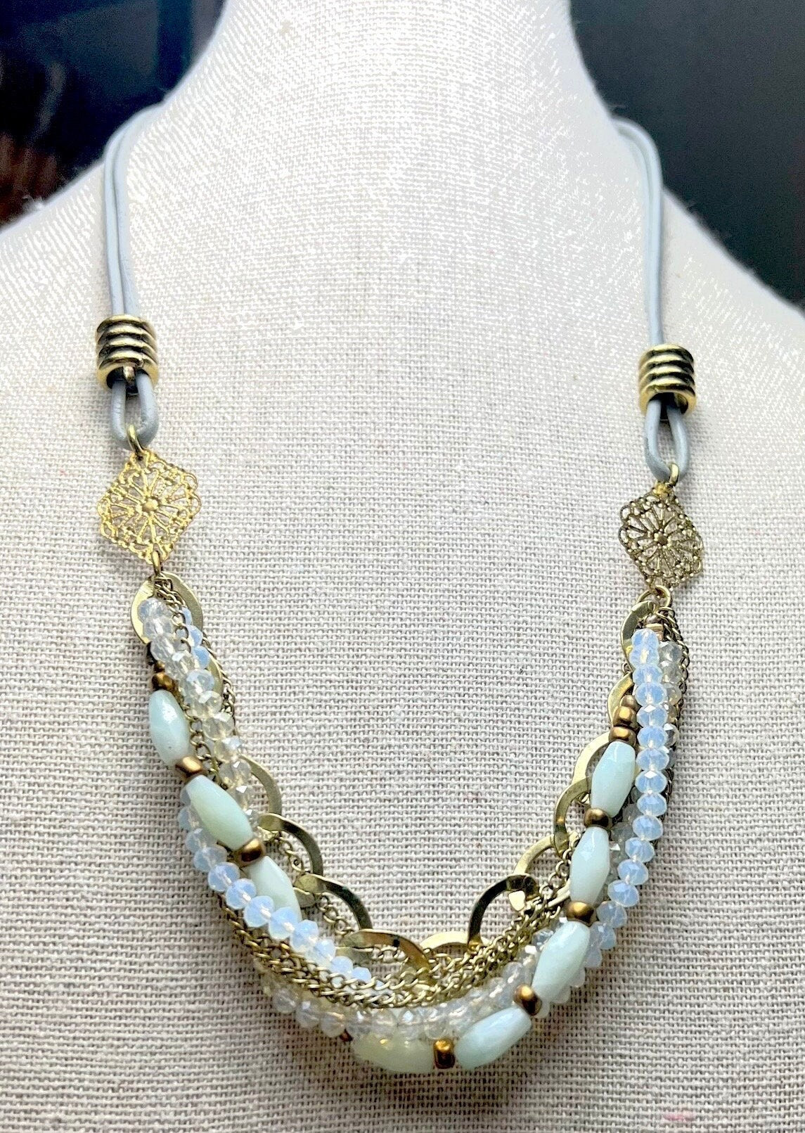 Lizou Collection - 8 Strand 18” Necklace with Extender