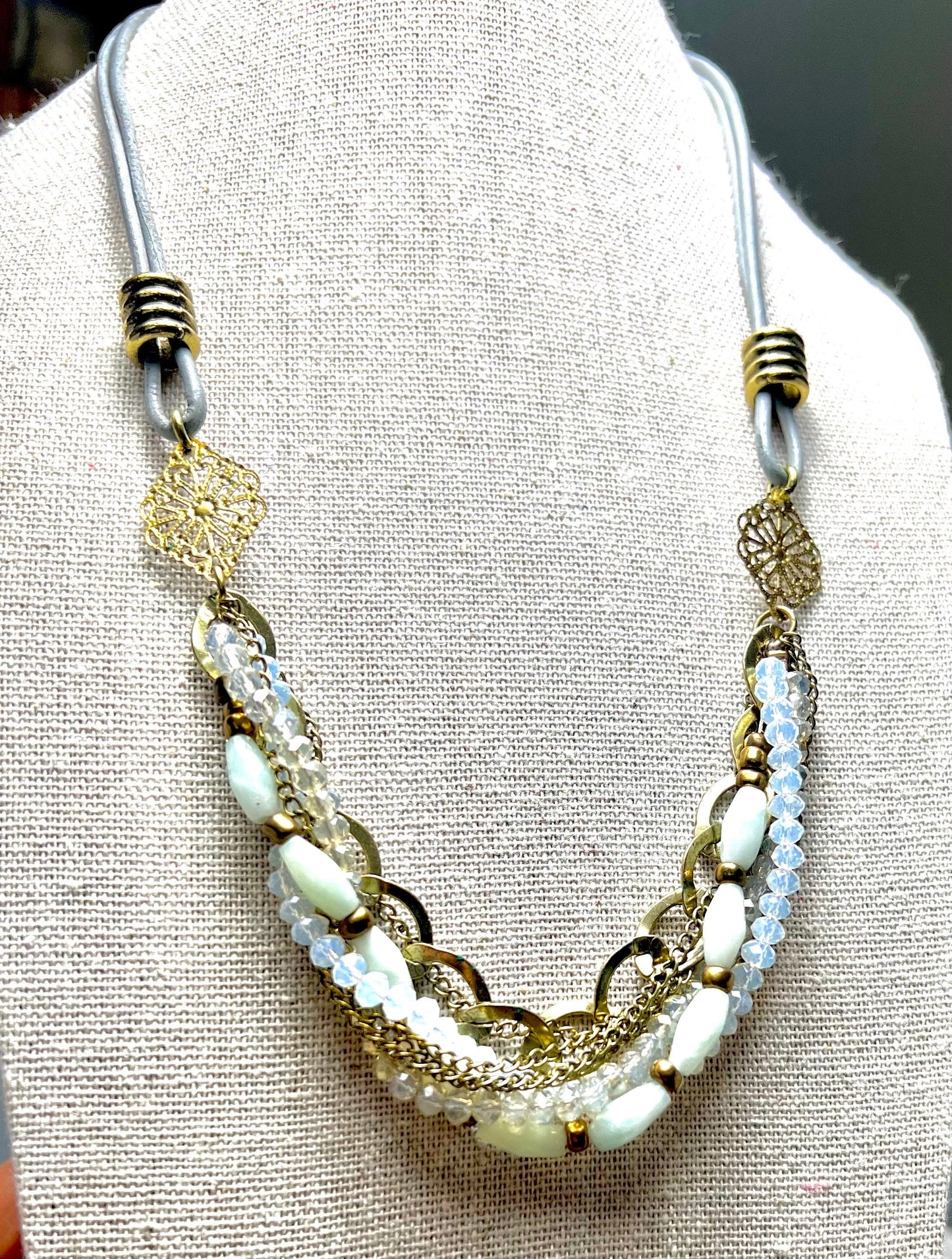 Lizou Collection - 8 Strand 18” Necklace with Extender