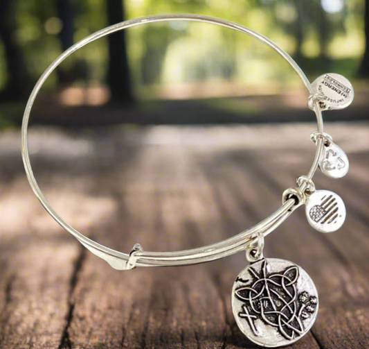 Alex and Ani - Rulers of the Woods Vine Bangle
