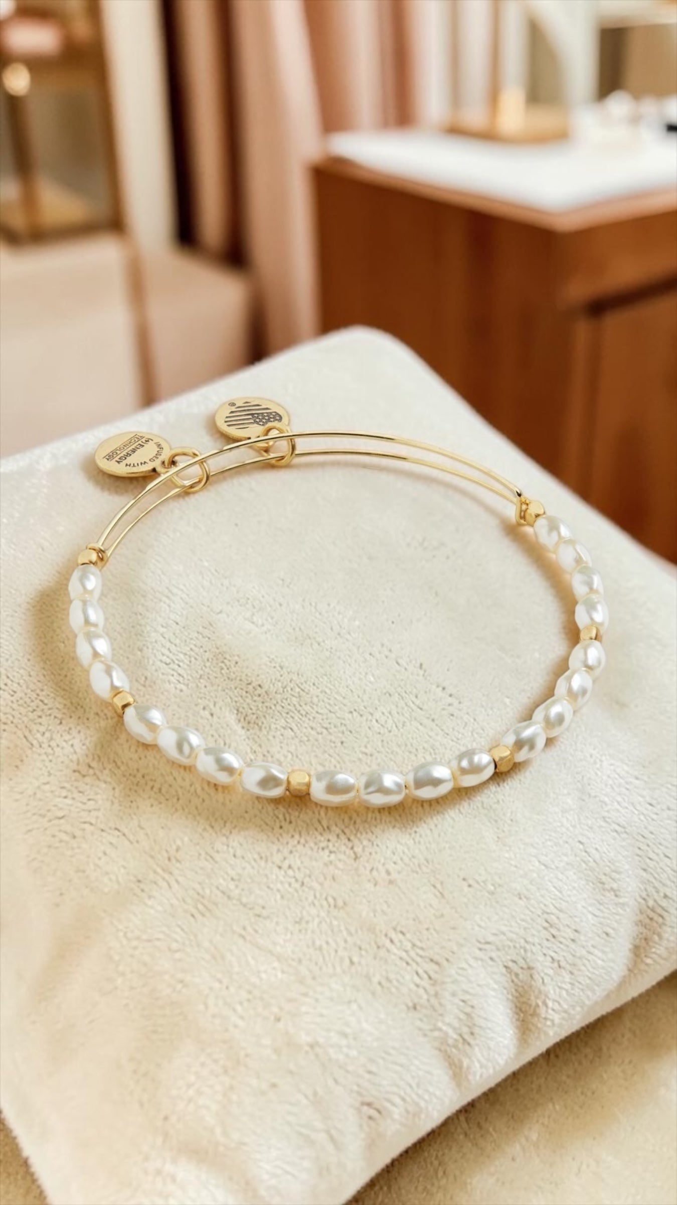 Alex and Ani - Sea Sulty Pearl Bangle Bracelet