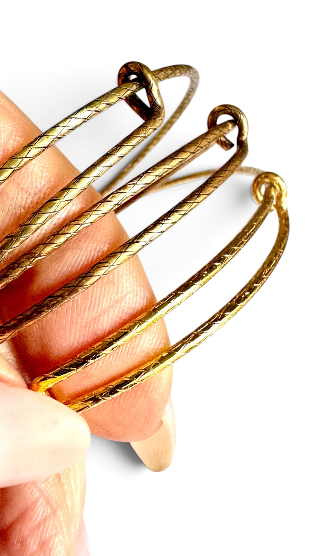 Gold-Tone Basket Weave Textured Single Bangle Bracelet